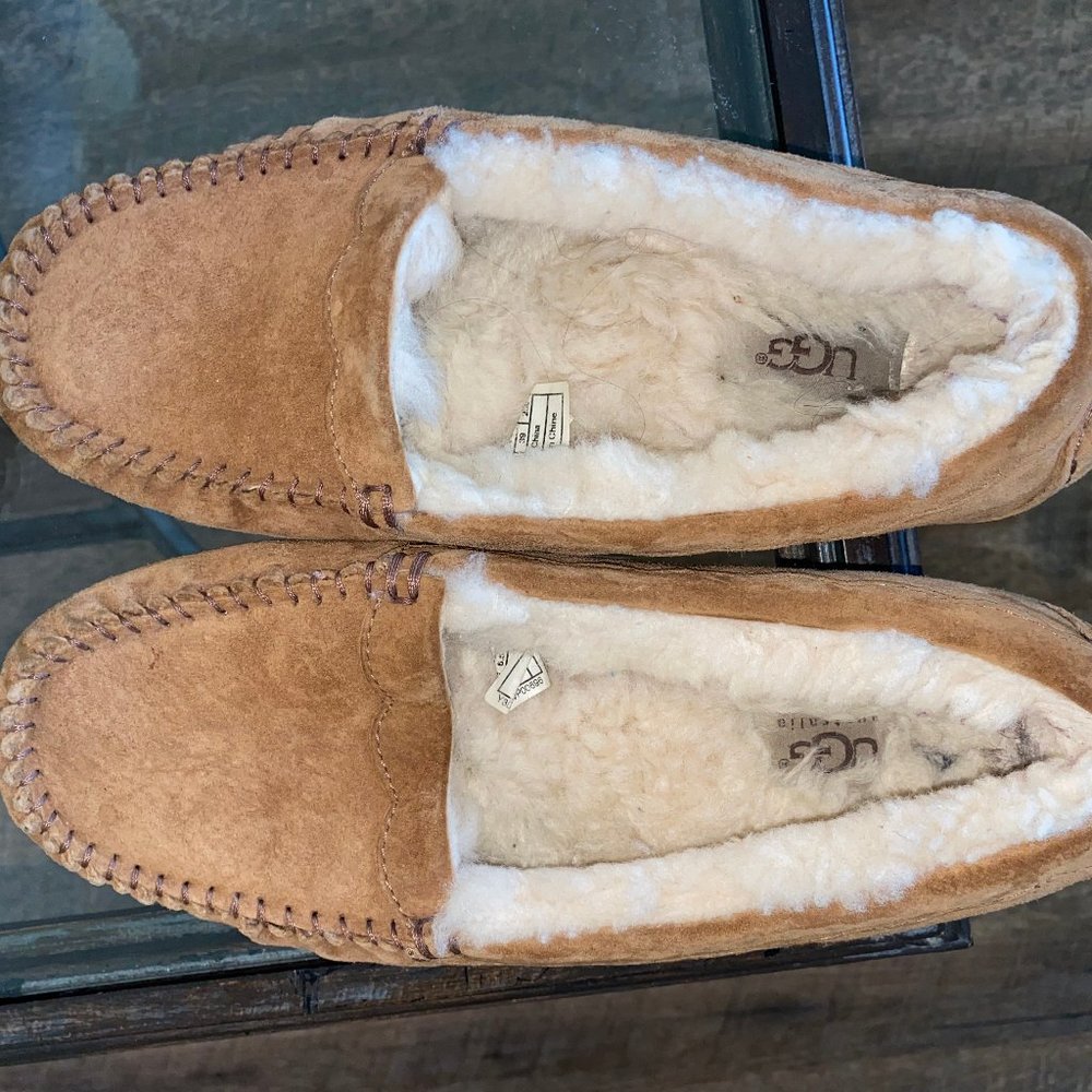 Ugg Moccasin Hard bottoms - Stitched Style